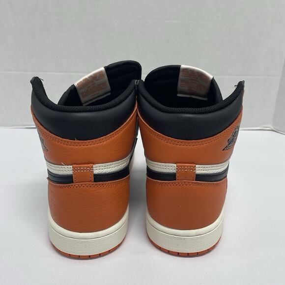 Air Jordan 1 Retro High OG Shattered Backboard 2025 Size 9 Men Orange Black main image 8